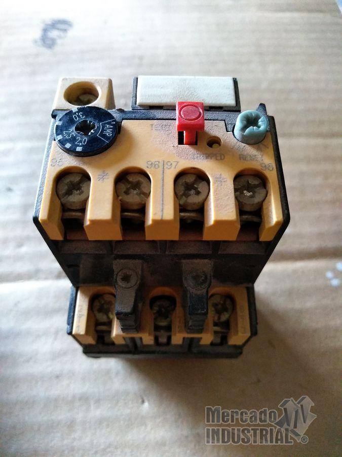 Relevador 3 AMP modelo 193-BSB 30 marca ALLEN BRADLEY - imagen 1
