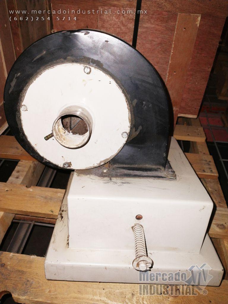 Blower sin placa con motor eléctrico 1/25 HP marca Fasco - imagen 1