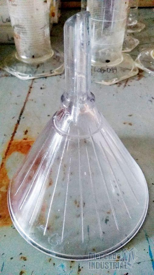 Embudo de vidrio para laboratorio de 14 cm diámetro - imagen 1