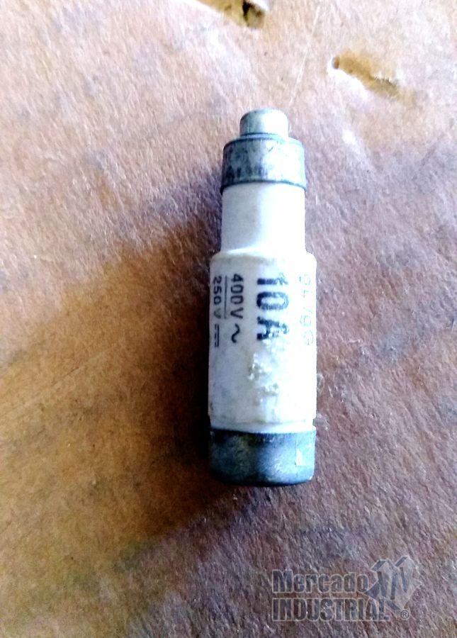 Fusible 10 AMP 400 V modelo 5SE2310 marca Siemens - imagen 1