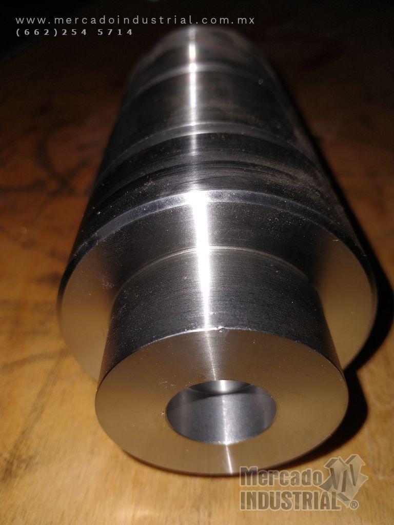 Perno de sprocket DM45 50338987 marca Epiroc - imagen 1