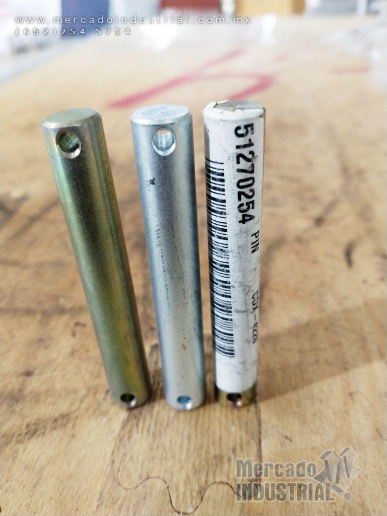 Tornillos para mordaza 57732760/51270254 marca Atlas Copco - imagen 1