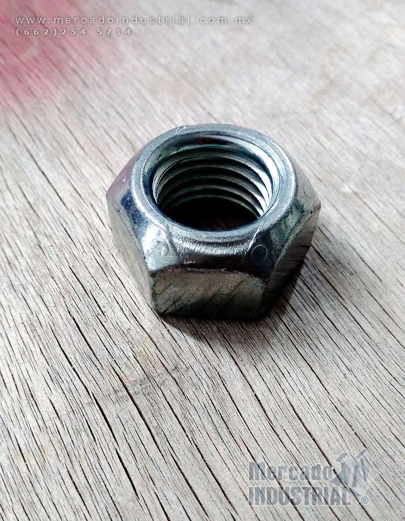 Tuerca hexagonal medida 3/4" - imagen 1