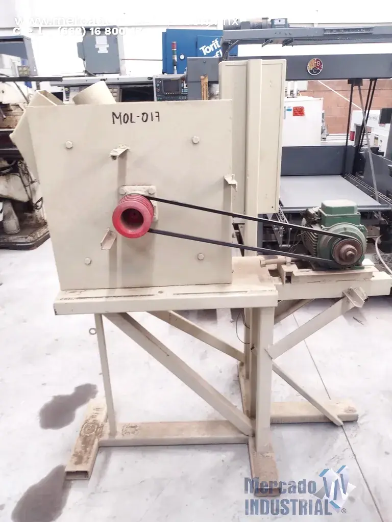 Molino de impacto de laboratorio entrada 4" salida 3 5/8" x 5 3/4" - imagen 1