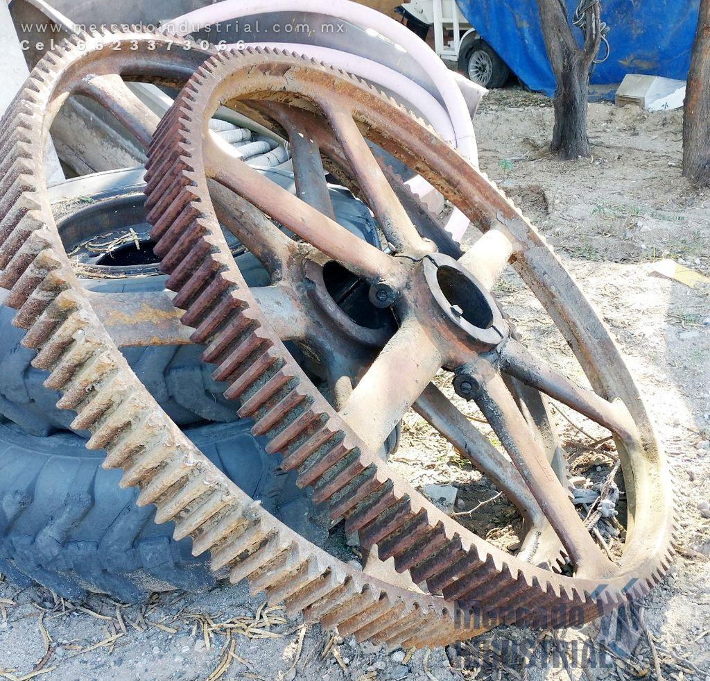 Engranes rectos paso 120 de 5' de diámetro x 5" de ancho - imagen 1