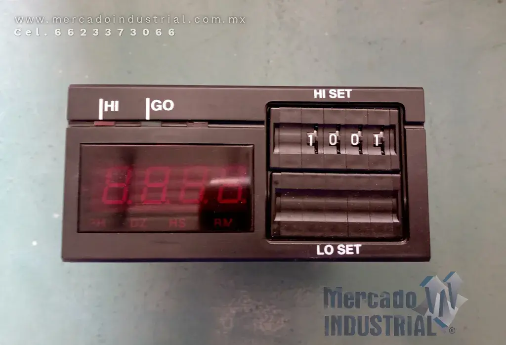 Medidor de control rango 15.0 Input 10V modelo DM-100-18 marca D&A Analogtec - imagen 1