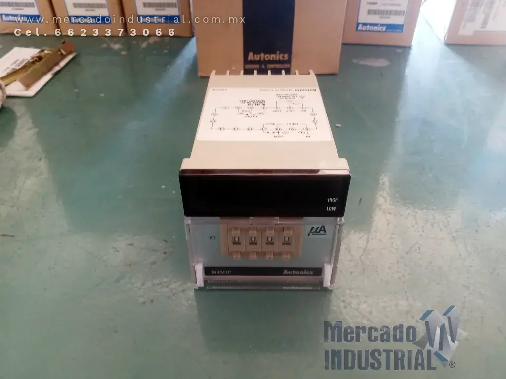 Medidor de panel digital 199.9 µA modelo M4M1P-DA-1 marca Autonics - imagen 1