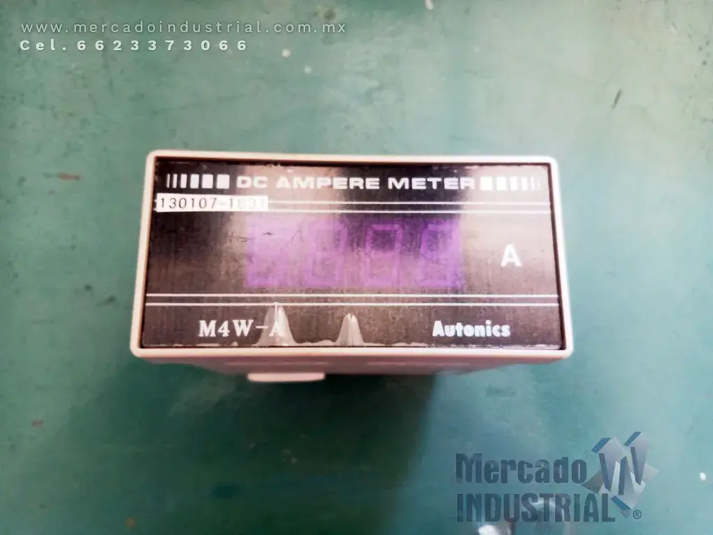 Medidor de panel digital 50.0 A modelo M4W-DV marca Autonics - imagen 1