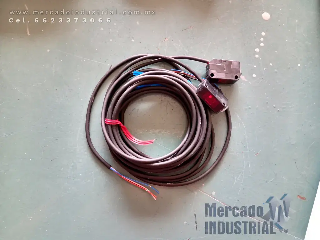 Sensor Fotoeléctrico PZ2-51 marca Keyence - imagen 1