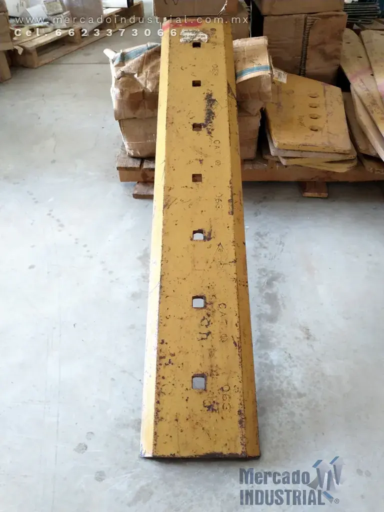Cuchilla central de doble bisel para bulldozer 3/8" x 8" x 3/4" modelo 3G-4282CA marca Caterpillar - imagen 1