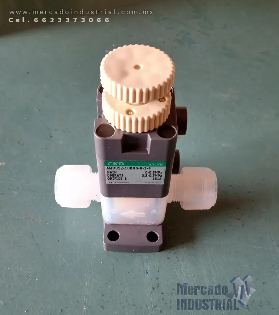 Válvula manual 0-0.3 MPa modelo AMD312-10BUS-8-1-4 marca CKD - imagen 1
