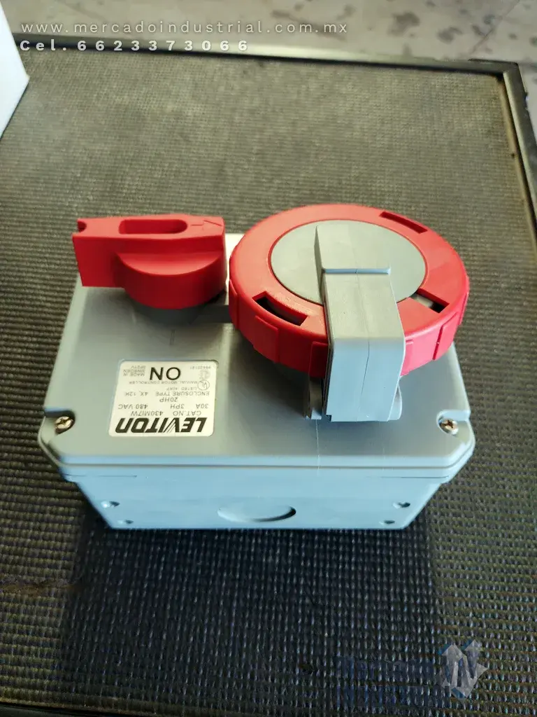 Controlador manual para motor de 20 HP modelo 430MI7W marca Leviton - imagen 1