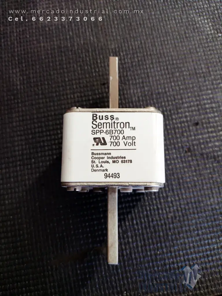 Fusible 700 AMP 700V modelo SPP-6B700 marca Buss semitron - imagen 1
