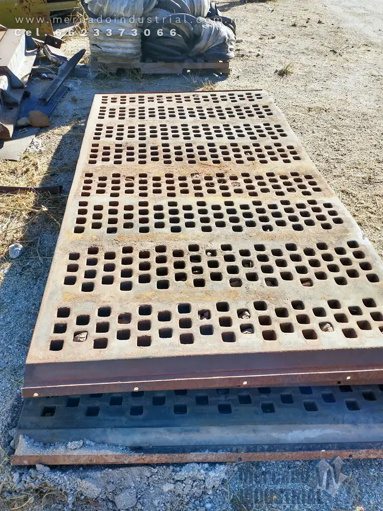 Malla para criba ahulada 1 1/2" X 1 1/2" - imagen 1