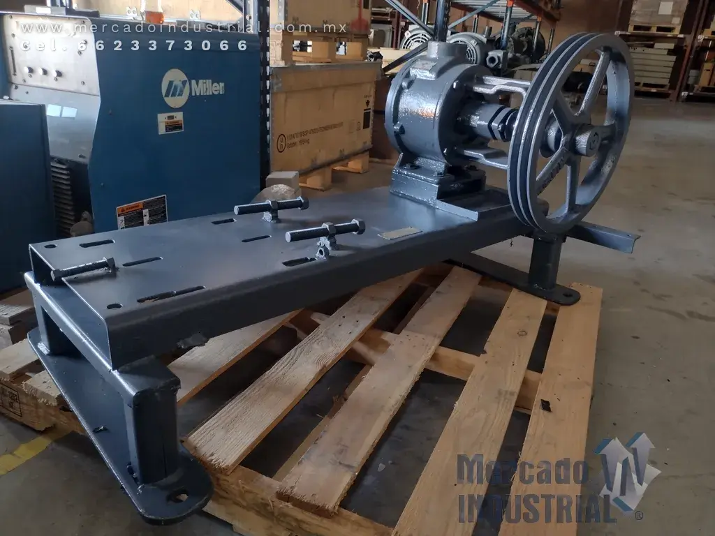 Bomba de engrane de 2 1/2" marca Sentinel - imagen 1