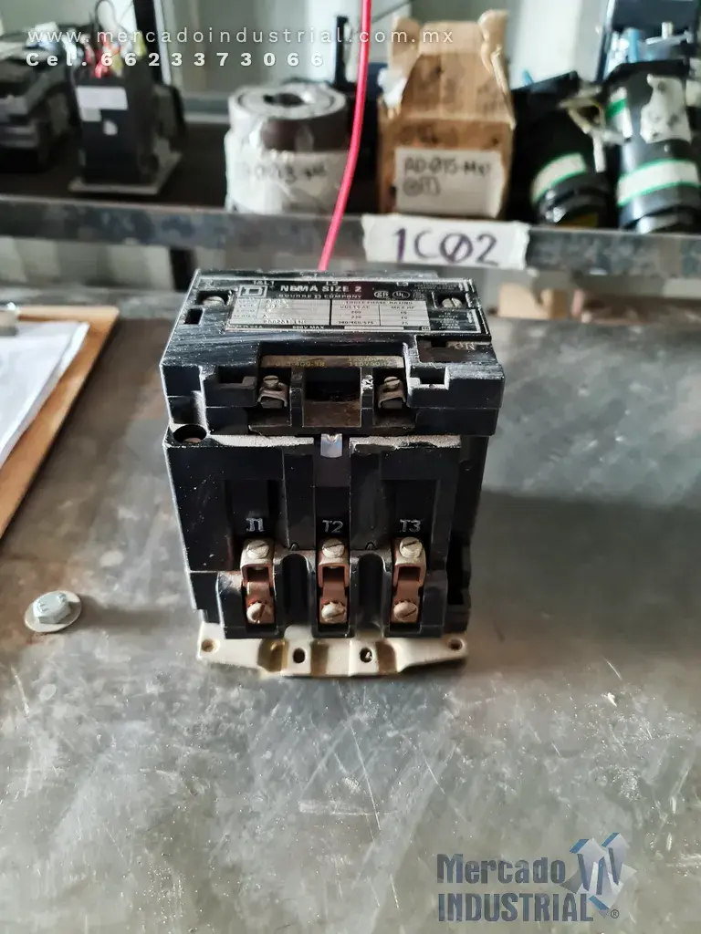Contactor NEMA 2 258261 marca SQUARE D - imagen 1