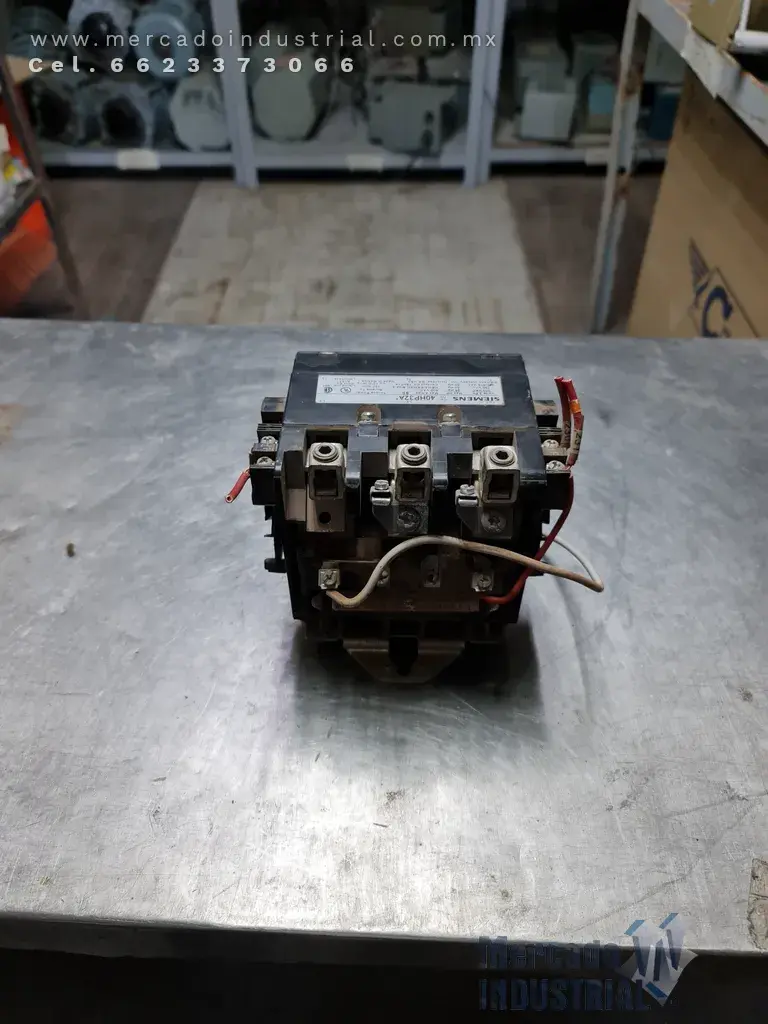 Contactor 90 AMP 600 VAC modelo 40HP32A marca SIEMENS - imagen 1