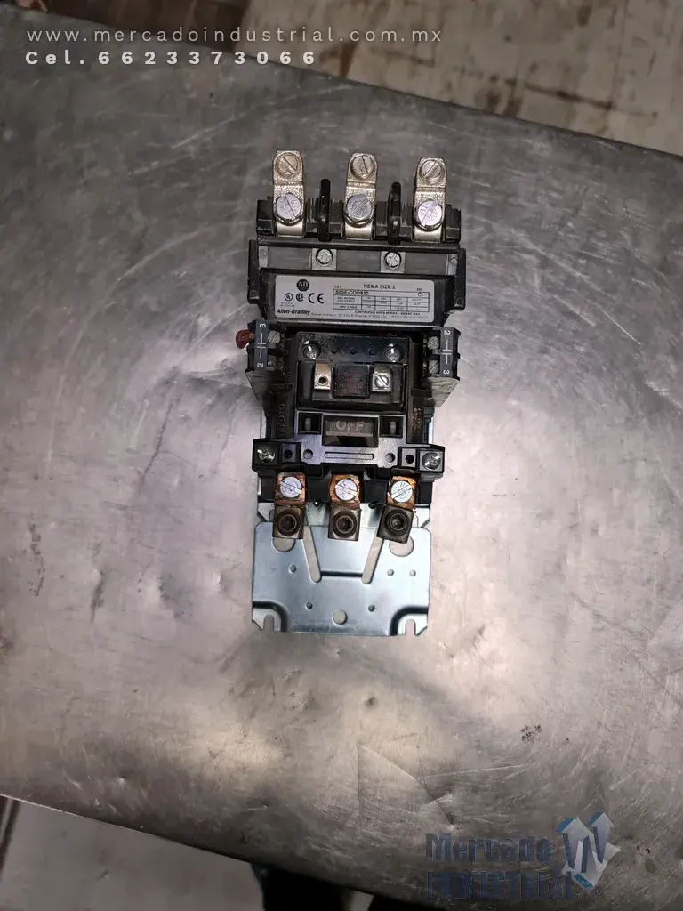 Contactor NEMA 2 110/220/440 v marca Allen-Bradley - imagen 1