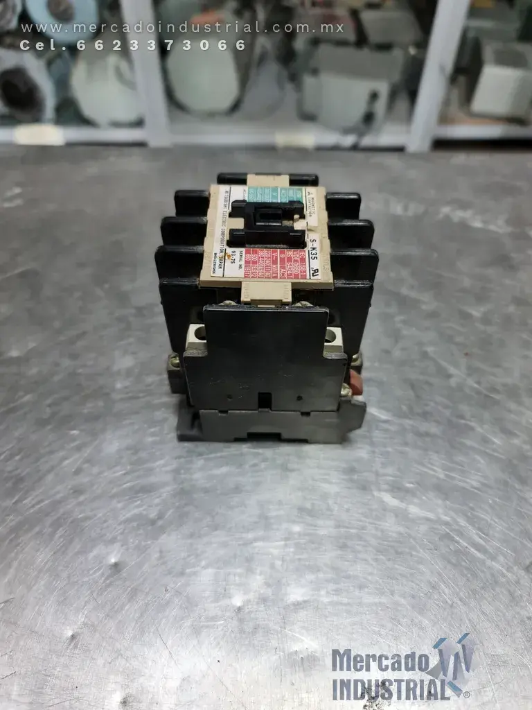 Contactor magnético 17 AMP 600 VAC marca Mitsubishi - imagen 1