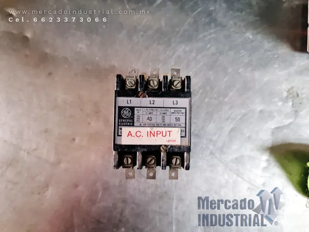 Contactor 40 AMP 600 VAC marca General Electric - imagen 1