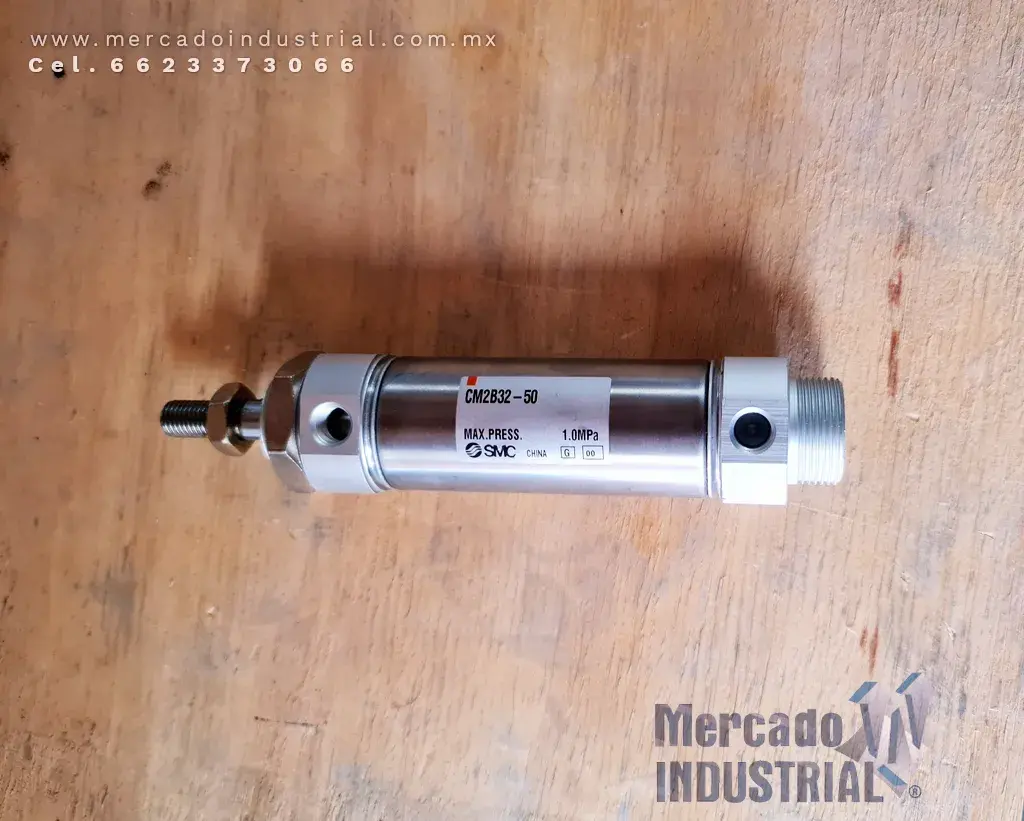 Pistón cilíndrico 145 PSI 50 mm modelo CM2B32-50 marca SMC - imagen 1