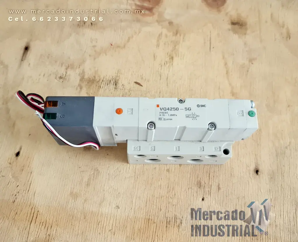 Válvula 21 ~ 145 PSI 24 VDC modelo VQ4250-5G marca SMC - imagen 1