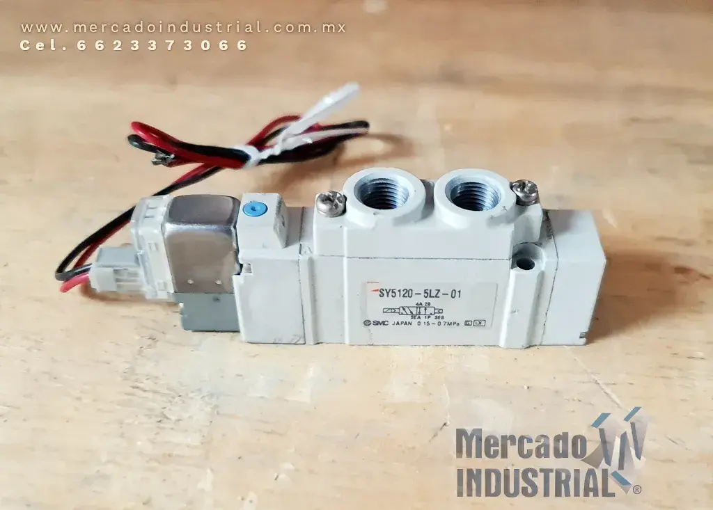 Válvula 30~100 PSI modelo SY5120-5LZ-01 marca SMC - imagen 1
