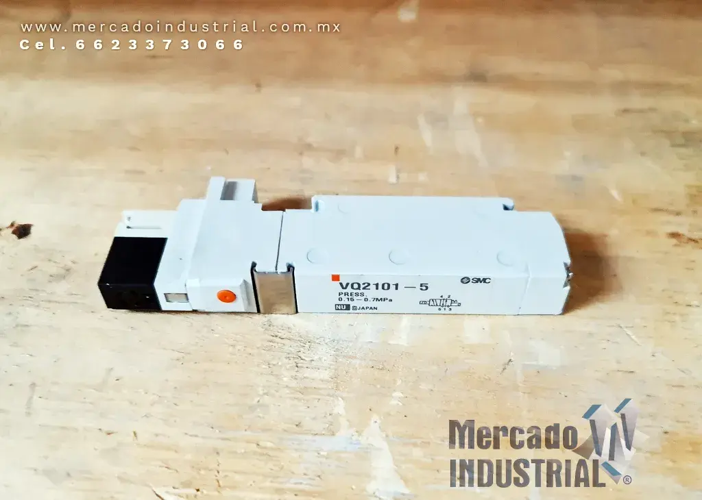 Válvula 21~100 PSI modelo VQ2101-5 marca SMC - imagen 1