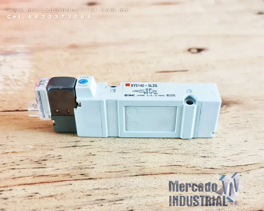 Válvula Solenoide 21~100 PSI modelo SY5140-5LZD marca SMC - imagen 1