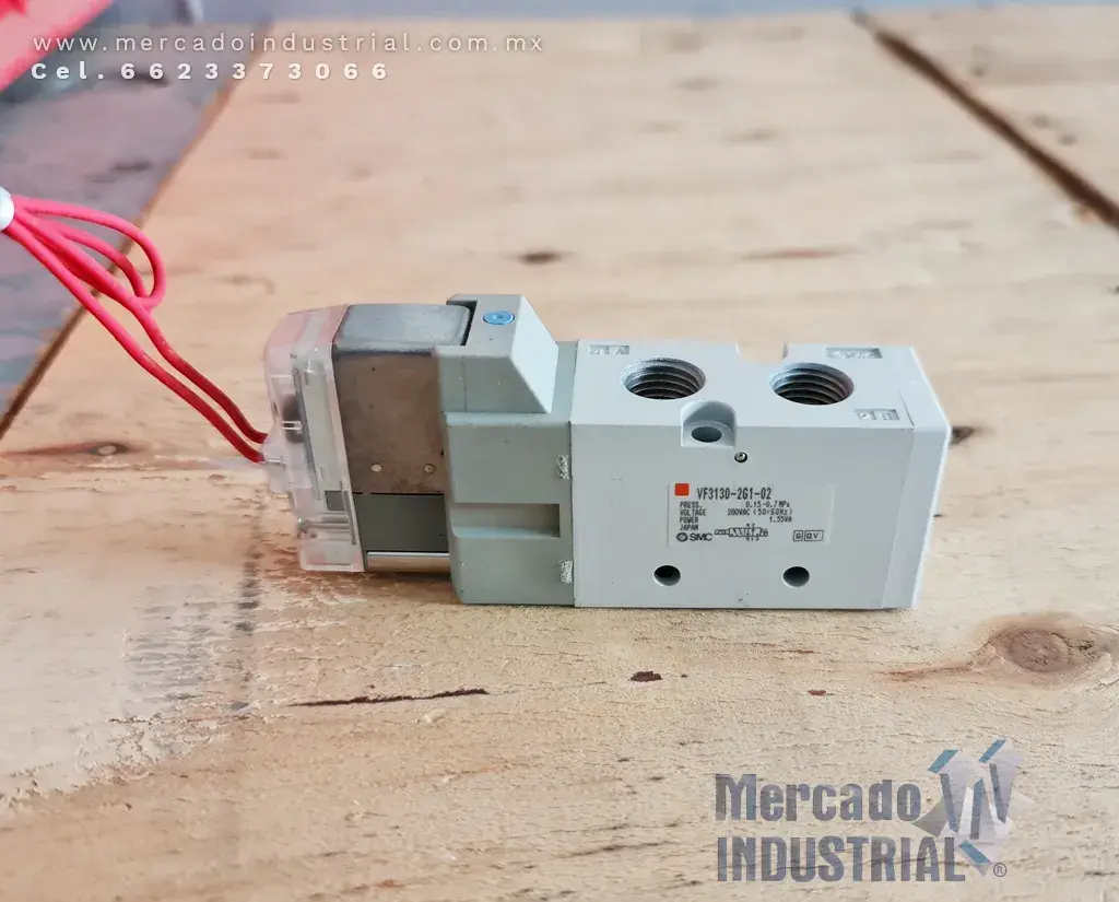 Válvula Solenoide 21~100 PSI modelo VF3130-2G1-02 marca SMC - imagen 1