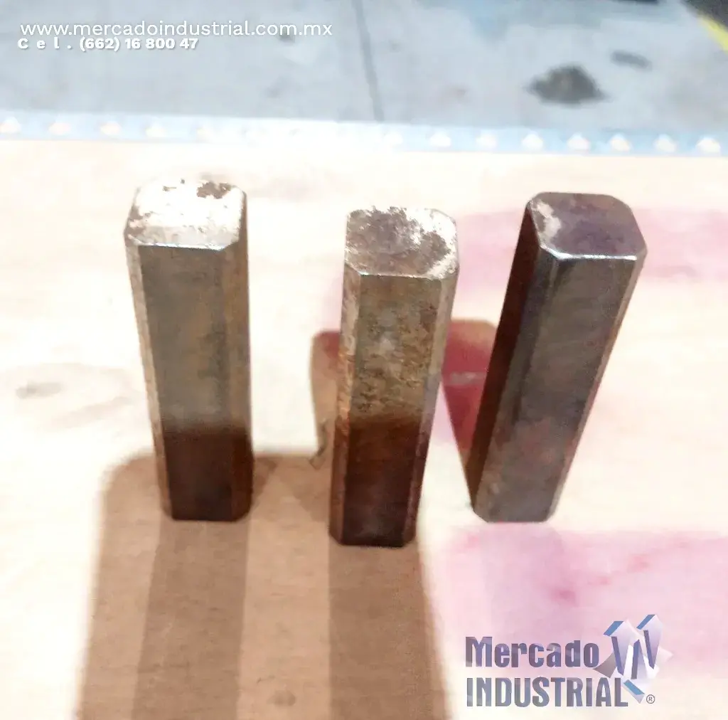 CLAVE 7.8" SQUARE X3_9 / 16" (4082300) - imagen 1