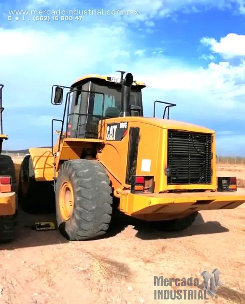 Cargador frontal años 2000 / 2003 / 2004 modelo 966G marca CATERPILLAR - imagen 1