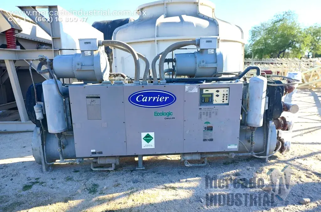 Chiller 156 ton marca Carrier enfriado por agua - imagen 1