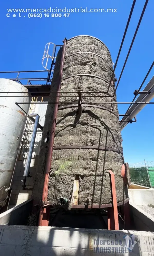 Tanque cilíndrico vertical de acero al carbón de 42.55 m3 - imagen 1