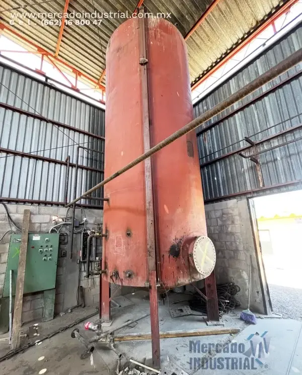 Tanque cilíndrico vertical de acero al carbón de 20.52 m3 - imagen 1
