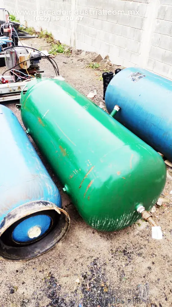 Tanque de presión de 70 cm diámetro x 1.6 m de alto - imagen 1
