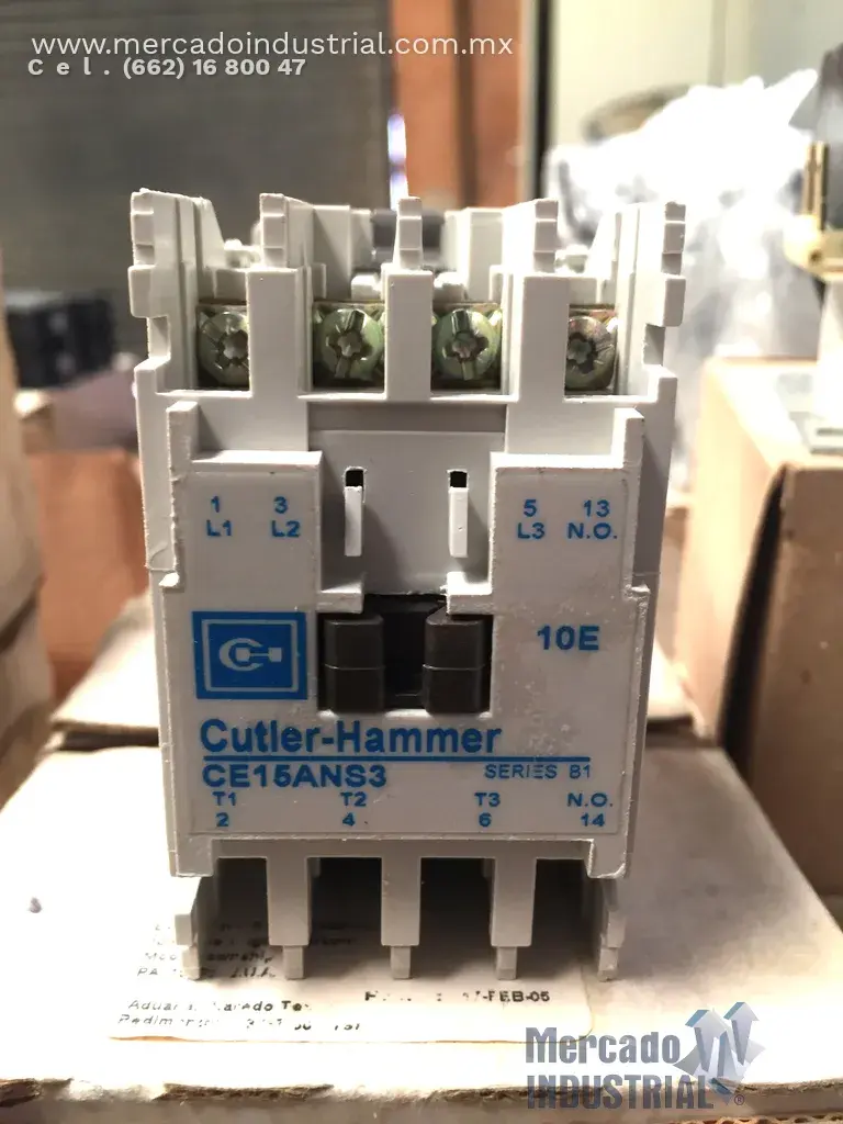 Contactor magnético 7 AMP EATON CE15ANS3AB - imagen 1