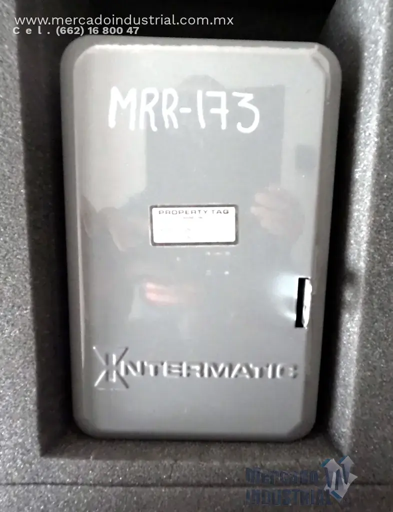 Interruptor electrónico de tiempo para 24 horas 30 AMP 120VCA modelo ET100C marca Intermatic - imagen 1
