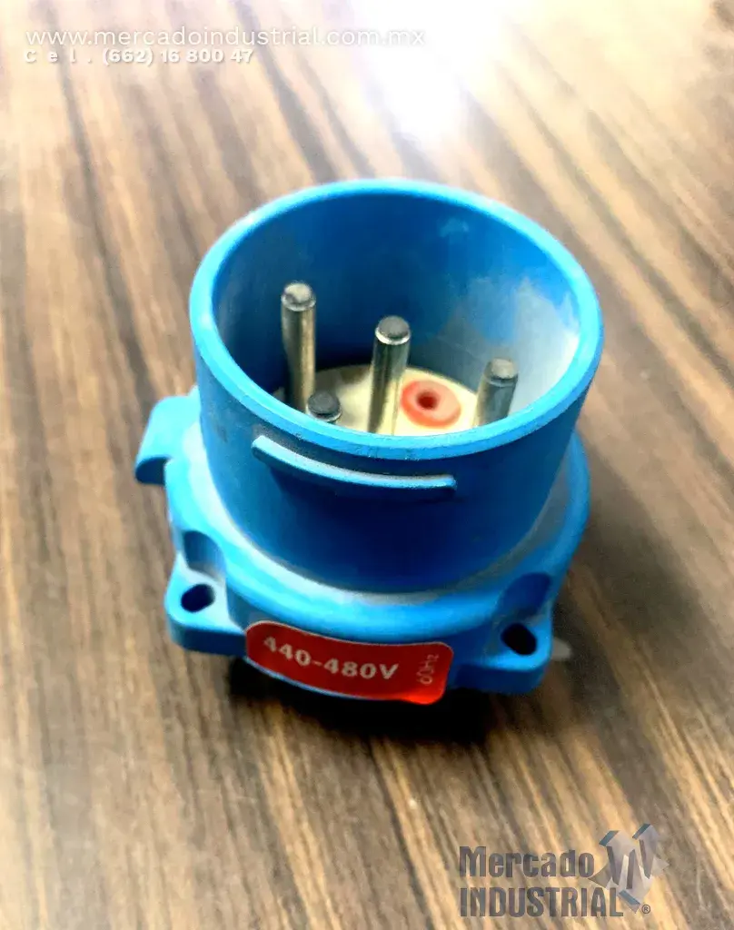 Clavija 30 AMP 480V modelo DS1 marca Marechal - imagen 1