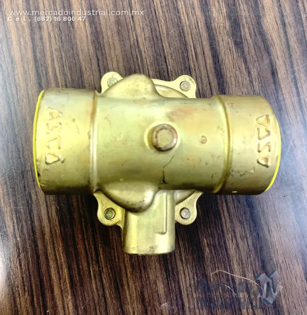 Válvula solenoide 125 PSI de 1 1/2" modelo 8210G022 marca ASCO - imagen 1