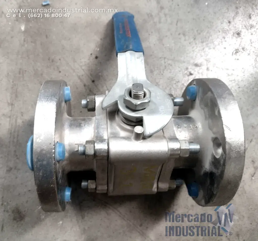 Válvula de esfera de 1" 1/2 de acero inoxidable marca Worcester - imagen 1