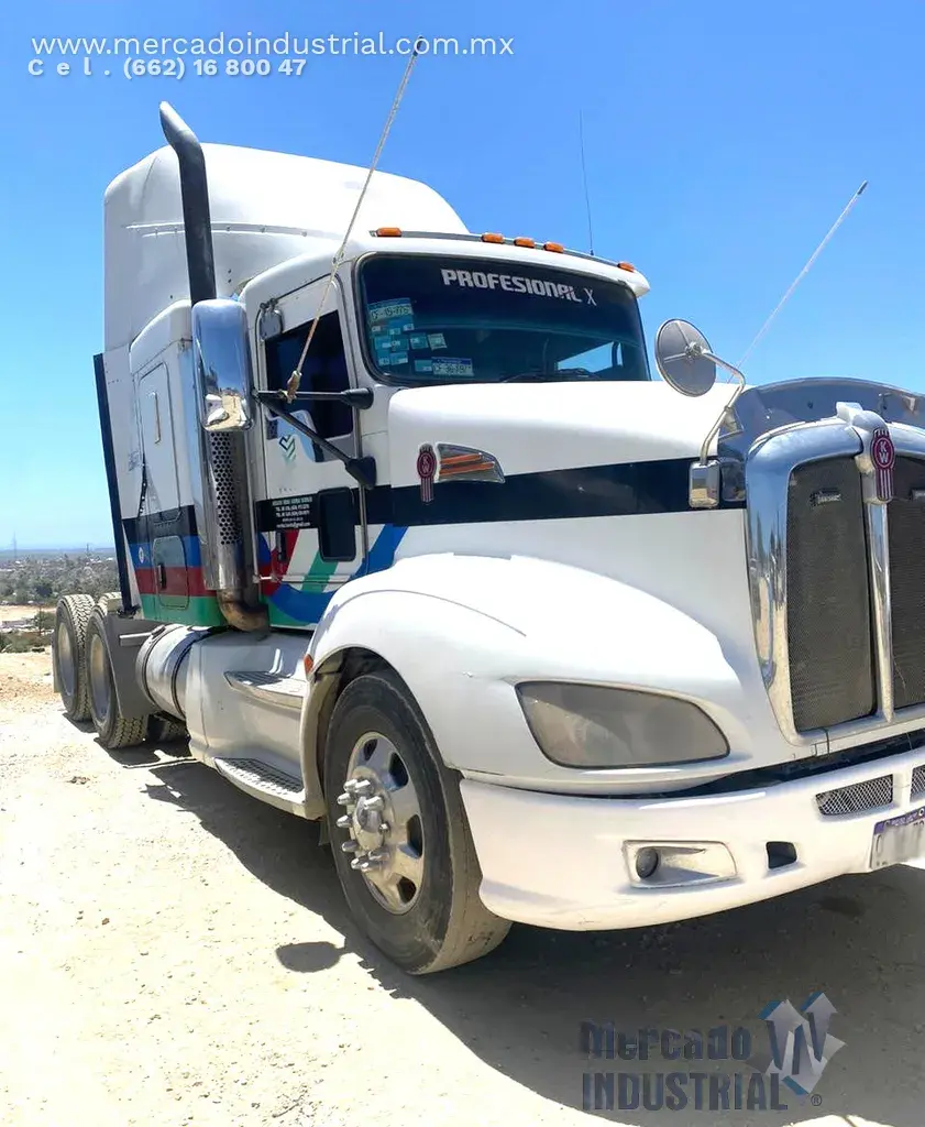 Tractocamión Kenworth 2011 - imagen 1
