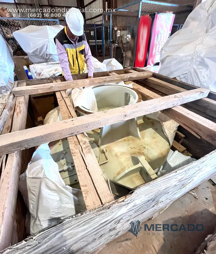 Bomba de distribución 635 090 40 Komatsu para pala PC 5500 - imagen 1