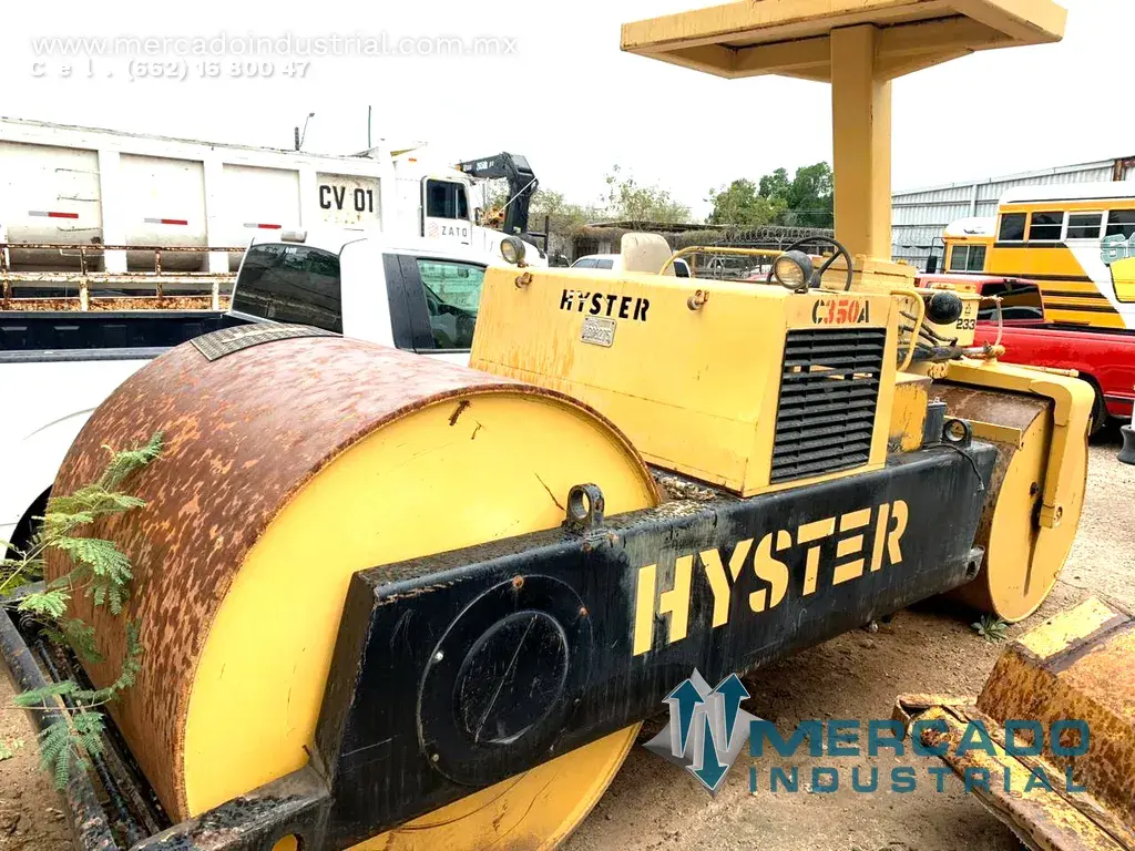 Compactador doble rodillo modelo C350A marca Hyster - imagen 1