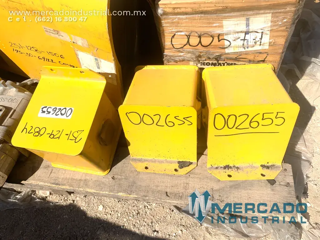 Komatsu 561-35-41612 TANK (HD785-5) - imagen 1