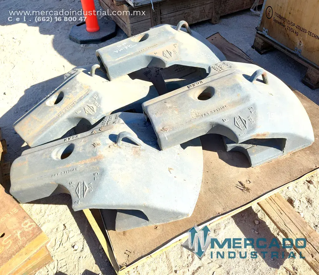 Hensley LS550-1750JR LIP SHROUD RH (PC3000-6) - imagen 1