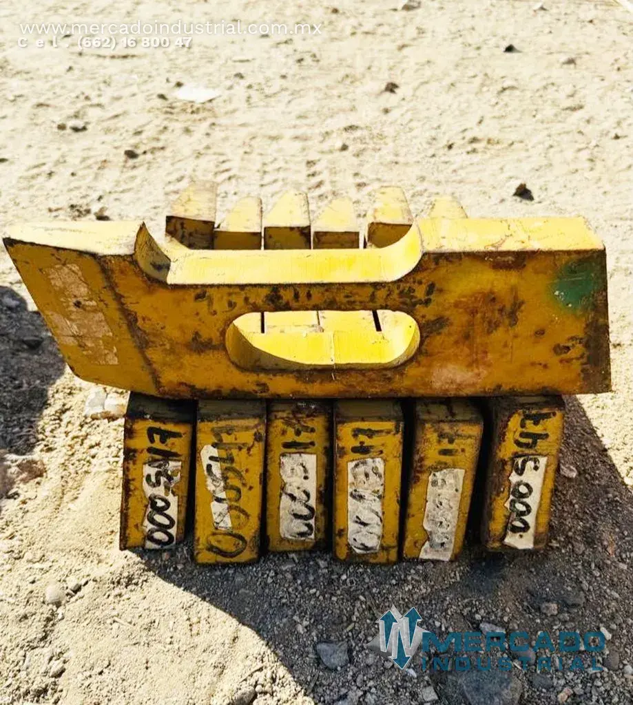 Komatsu 426-70-32441 PLATE (WA600-6) - imagen 1