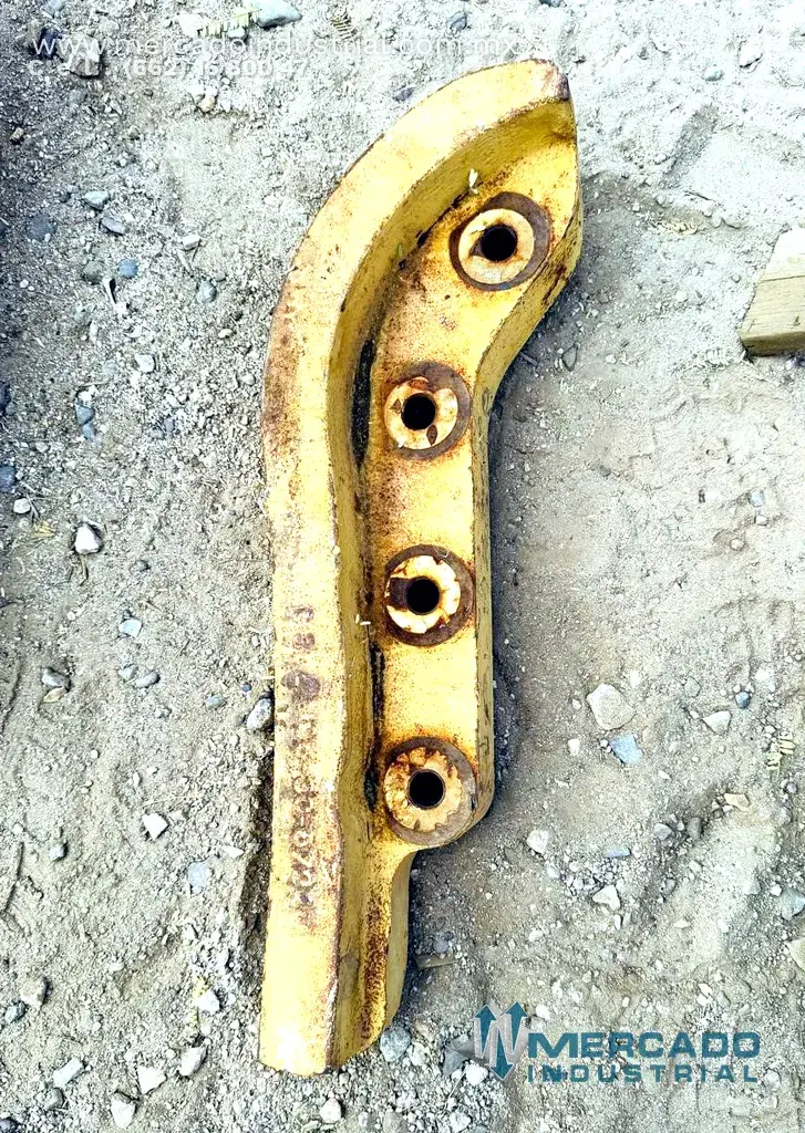 Komatsu 195-30-67240 GUARD (D375A-5) - imagen 1