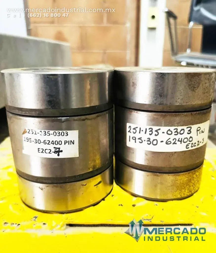 Komatsu 195-30-62400 PIN ASSY (D375A-5) - imagen 1