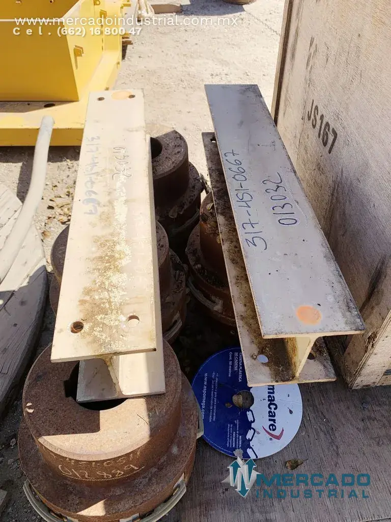 N/P:1015696757 MSIN SHAFT SUPPORT/ PARA MONTAJE Y DESMONTAJE MCA METSO PARA QUEBRADORA HP800 - imagen 1